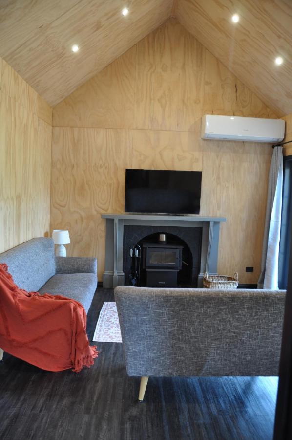 Renagour Cottage - Farmstay With Hot Tub! Уонгануи Экстерьер фото