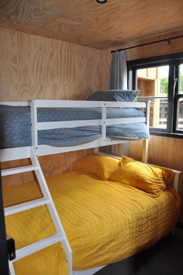 Renagour Cottage - Farmstay With Hot Tub! Уонгануи Экстерьер фото