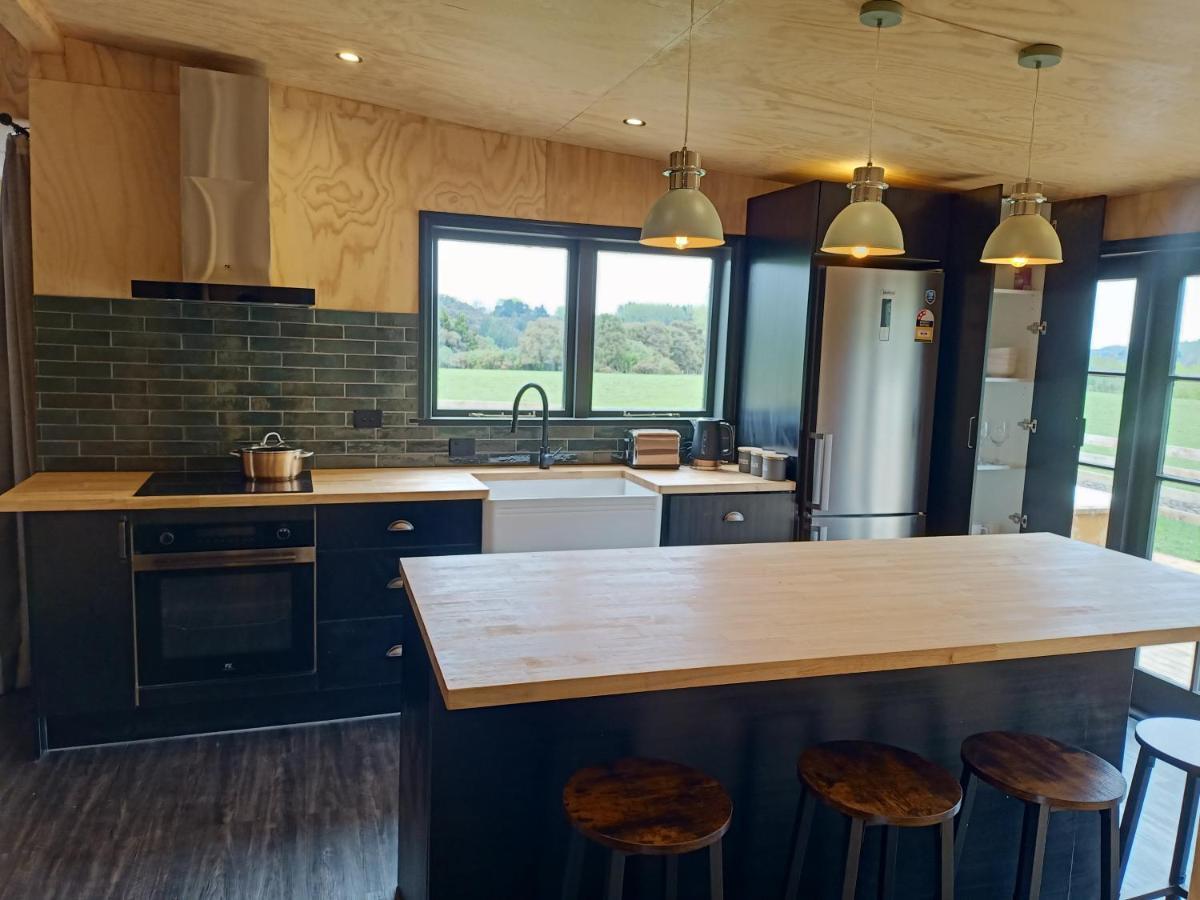 Renagour Cottage - Farmstay With Hot Tub! Уонгануи Экстерьер фото
