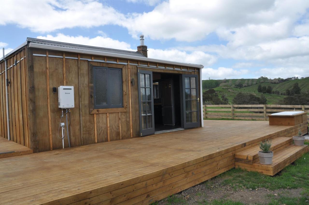 Renagour Cottage - Farmstay With Hot Tub! Уонгануи Экстерьер фото